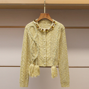 深圳南油高端女装2025冬季新款老钱风钉珠装饰边绞花通勤针织外套