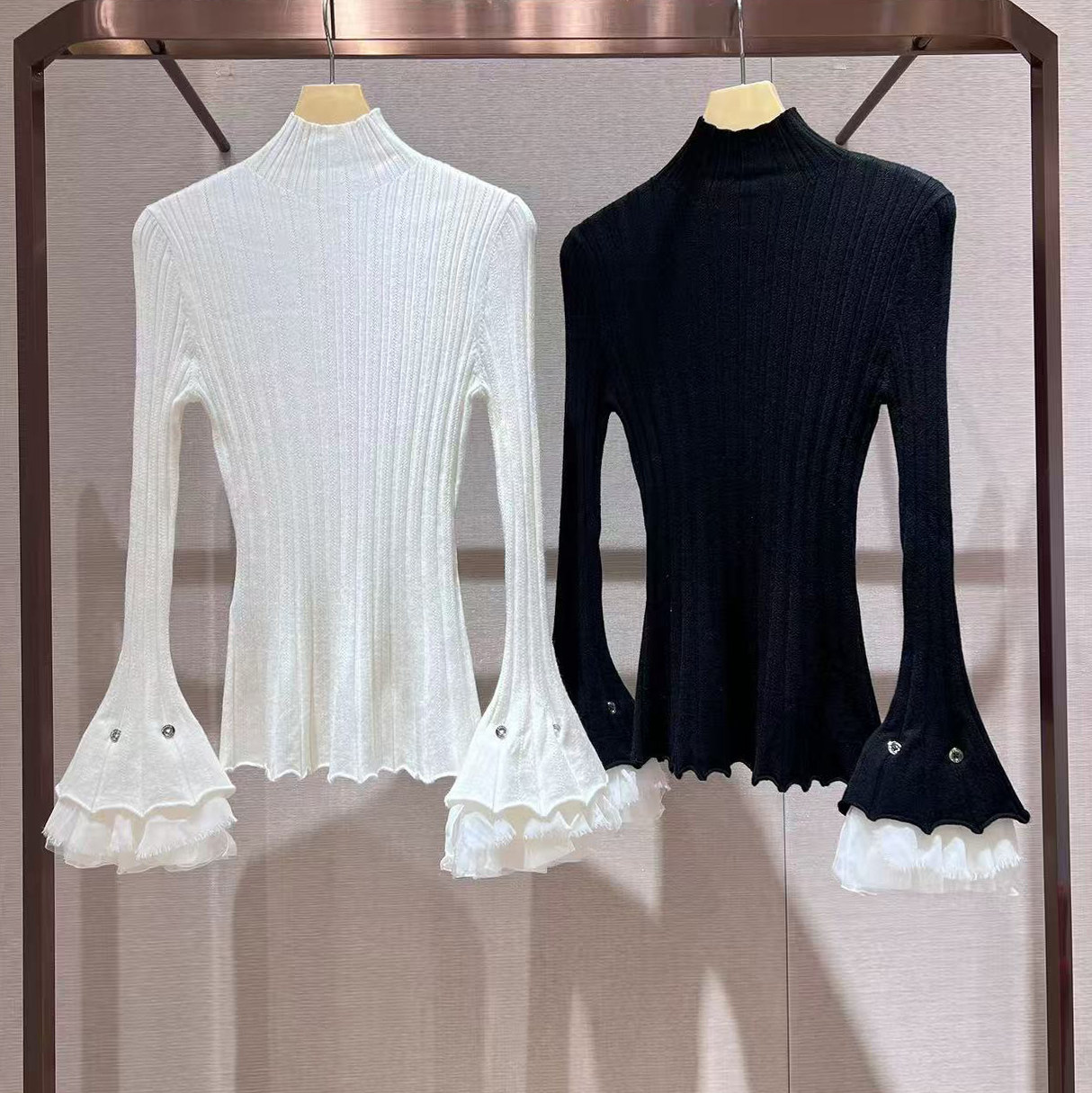 现货】深圳南油高端女装25冬季新法式风蕾丝喇叭袖高领打底针织衫,女装/女士精品,毛针织衫,淘宝优惠券,粉丝福利购,淘宝优惠卷