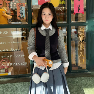 沈月同款韩系学院风设计感撞色背心叠穿假两件长袖毛衣针织衫女潮