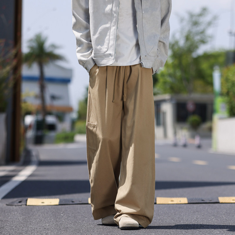 卡其色