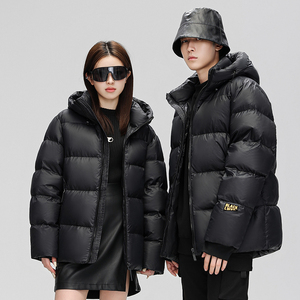 短款羽绒服90%绒冬季新款时尚宽松纯黑色情侣外套YR2399P220,黑色连体裤搭配风衣怎么样图片
