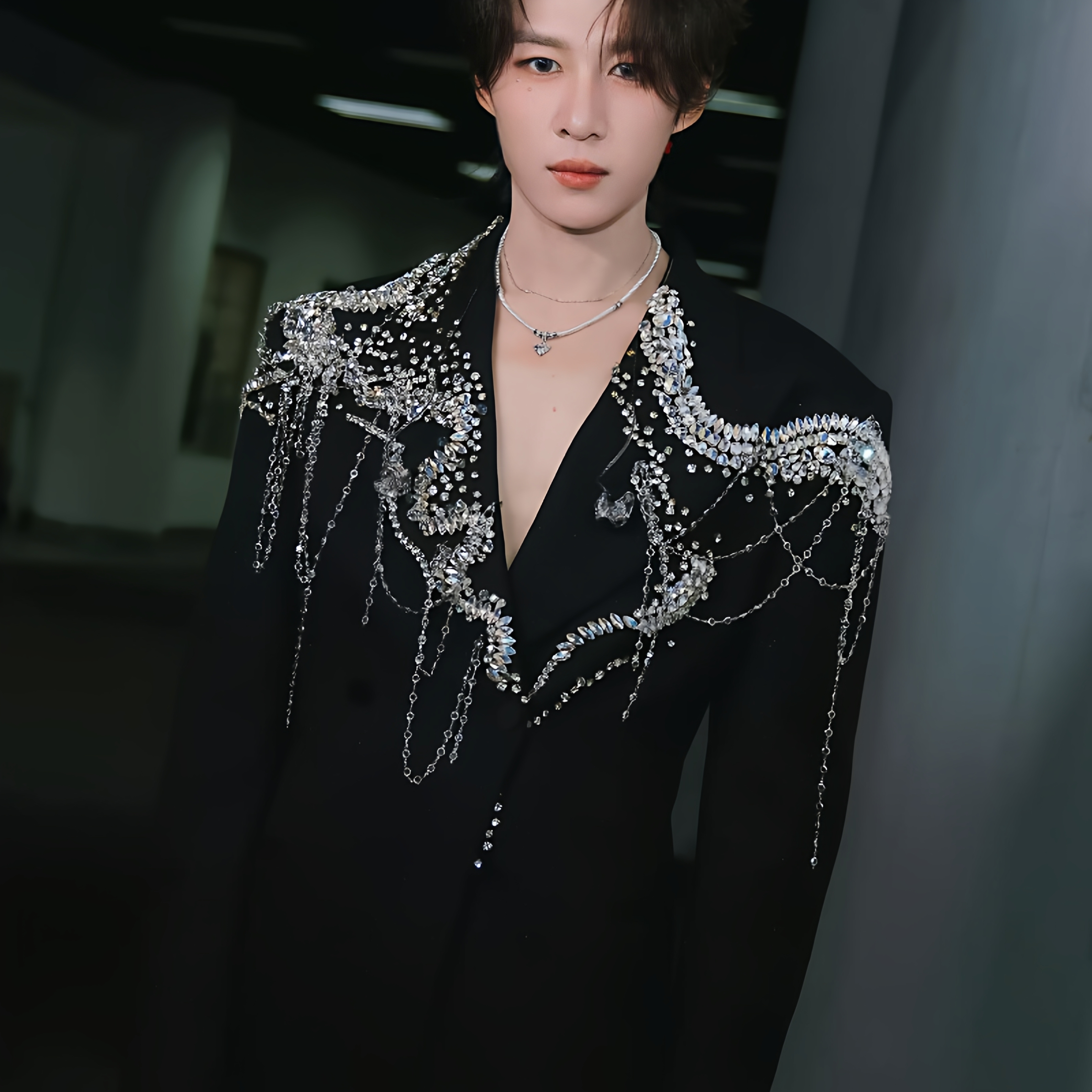 明星同款黑色重工水钻西服套装