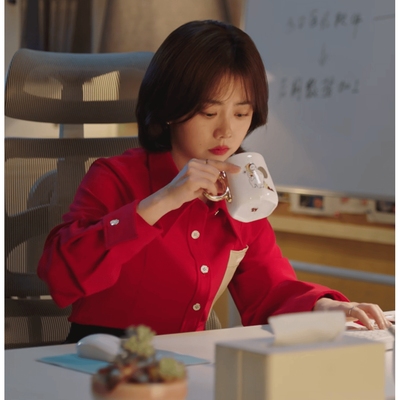 尚品你比星光美丽谭松韵纪星同款衣服本命年高端红色衬衫长袖加厚
