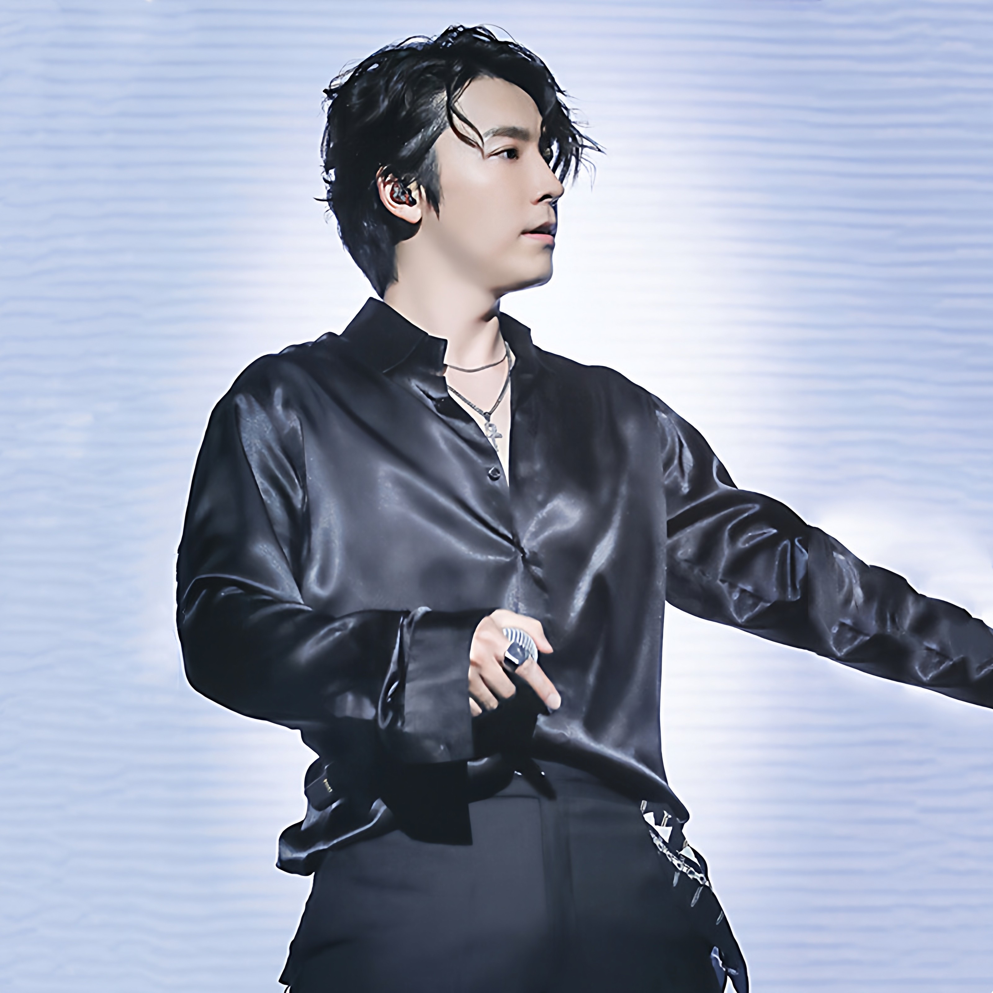 男士明星同款黑醋酸休闲衬衣上衣帅气丝滑斯绸面段衬衫长袖进口潮,男装,时尚套装,淘宝优惠券,粉丝福利购,淘宝优惠卷