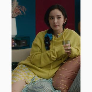 彩色格子连衣裙 港邮爱 二八定律明星同款 黄色卫衣针织衫 毛衣长袖