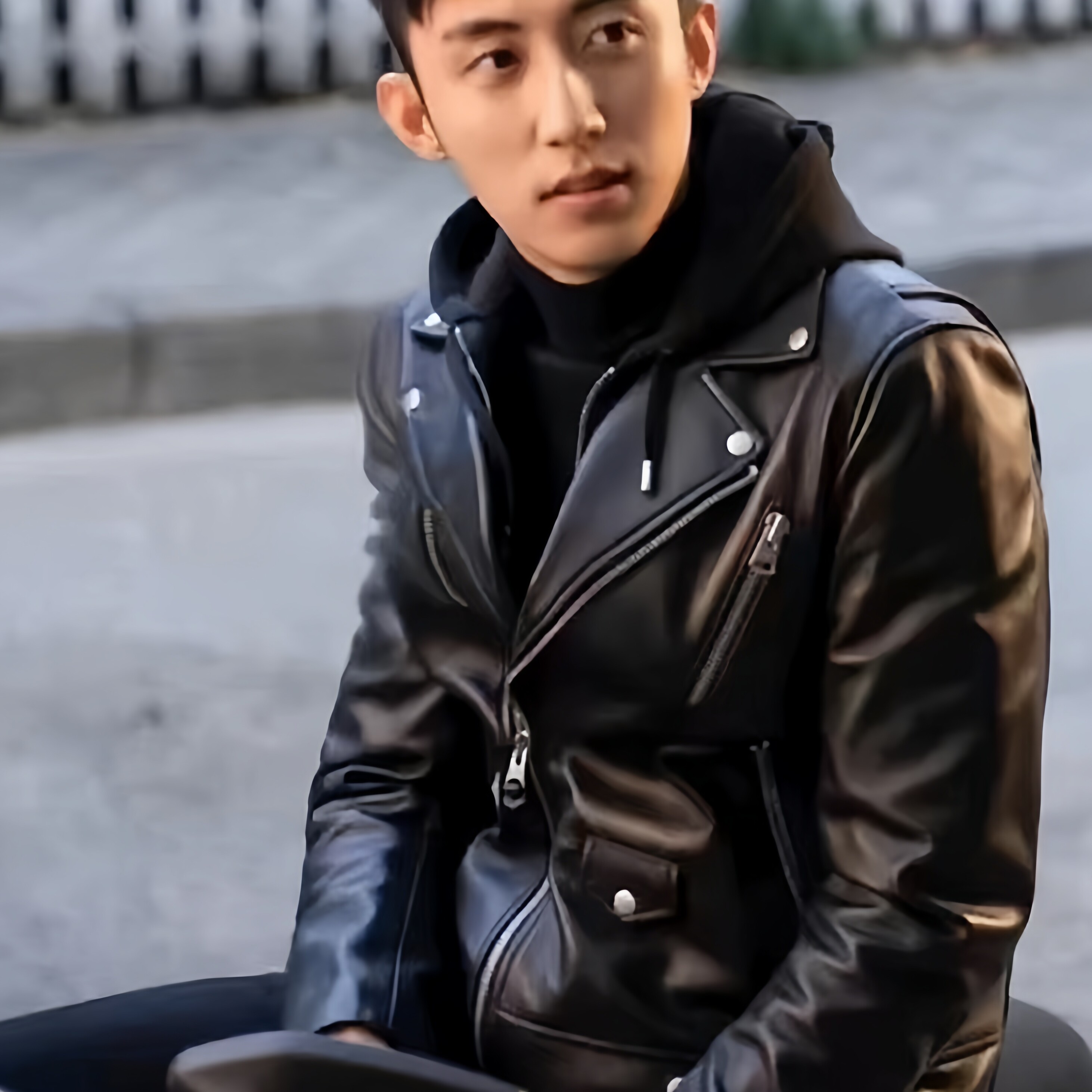 明星同款连帽秋冬皮衣外套海宁真皮皮衣男士皮夹克绵羊皮机车服男