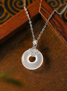 新中式平安扣天然白玉髓项链女生ins轻奢气质锁骨链2024款高级感