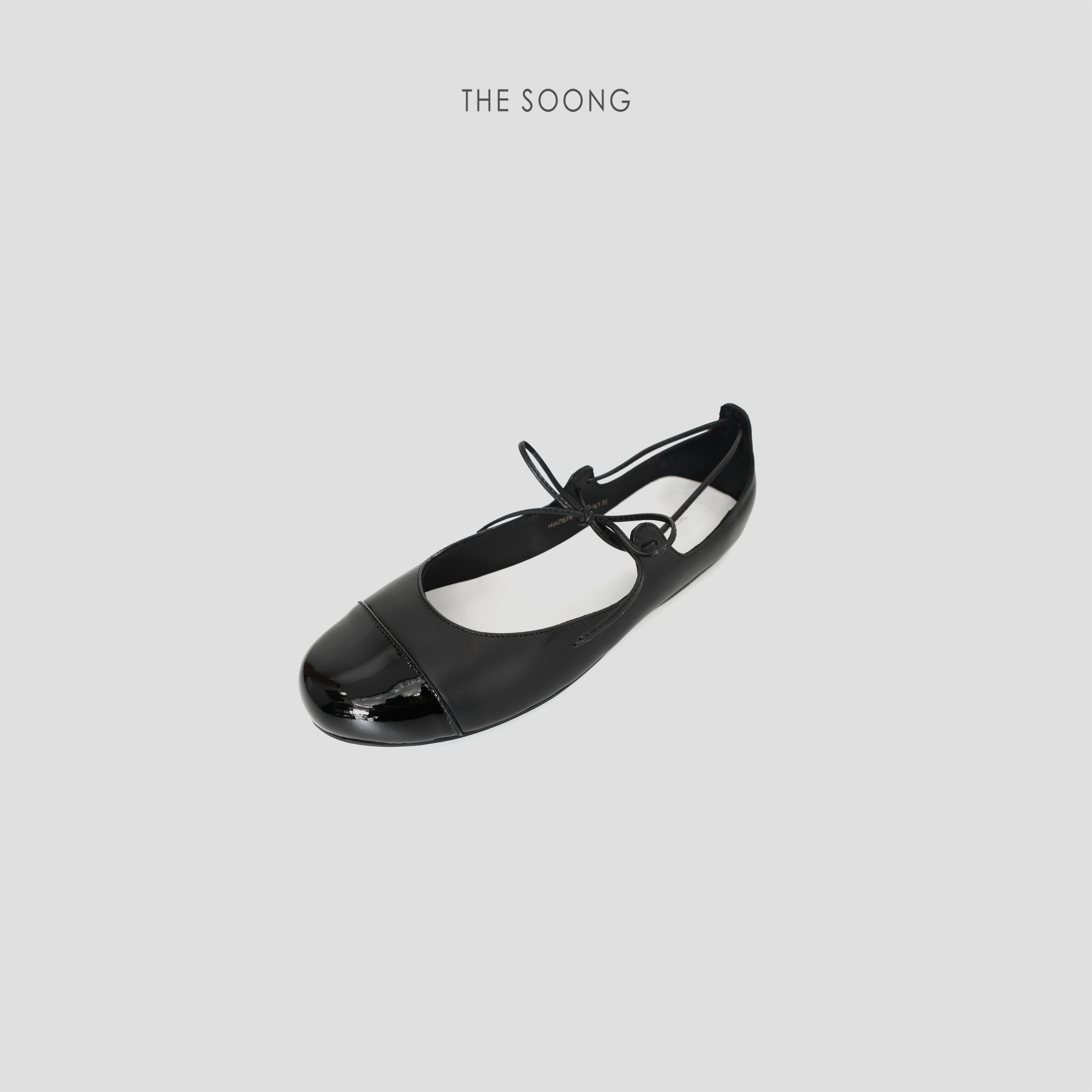 THESOONG牛皮绑带小单鞋