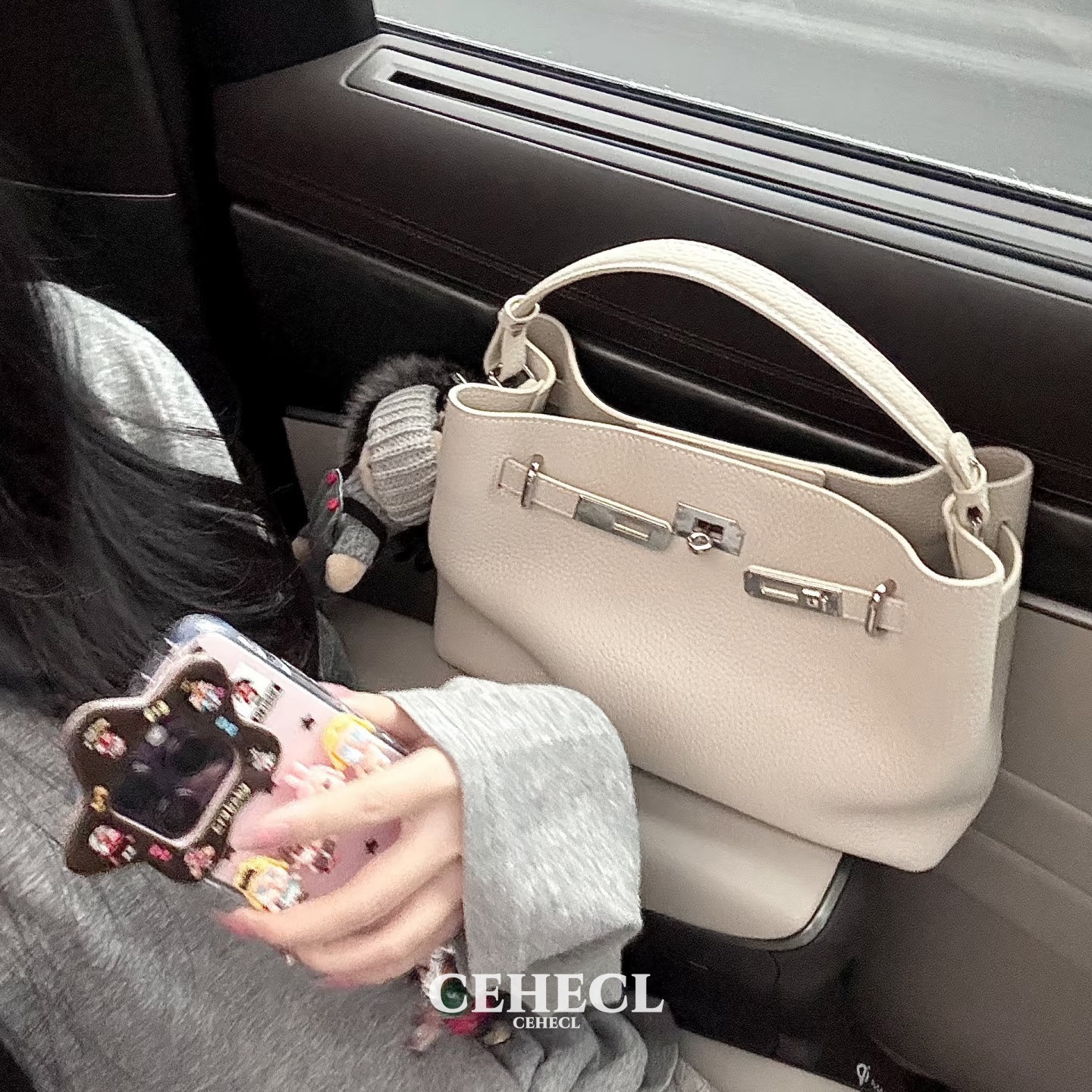 静奢白色托特包包女通勤百搭手提水桶包大容量真皮单肩斜挎子母包,箱包皮具/热销女包/男包,水桶包,淘宝优惠券,粉丝福利购,淘宝优惠卷