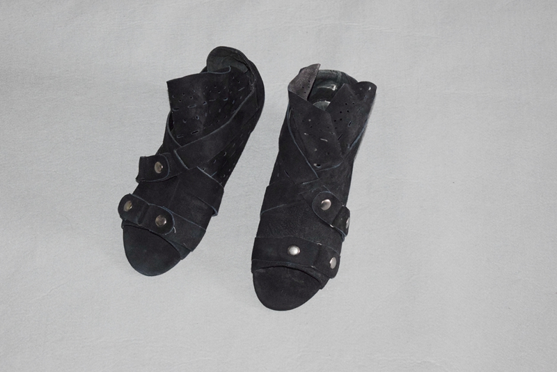 黑色头层羊绒皮女凉鞋坡跟软皮