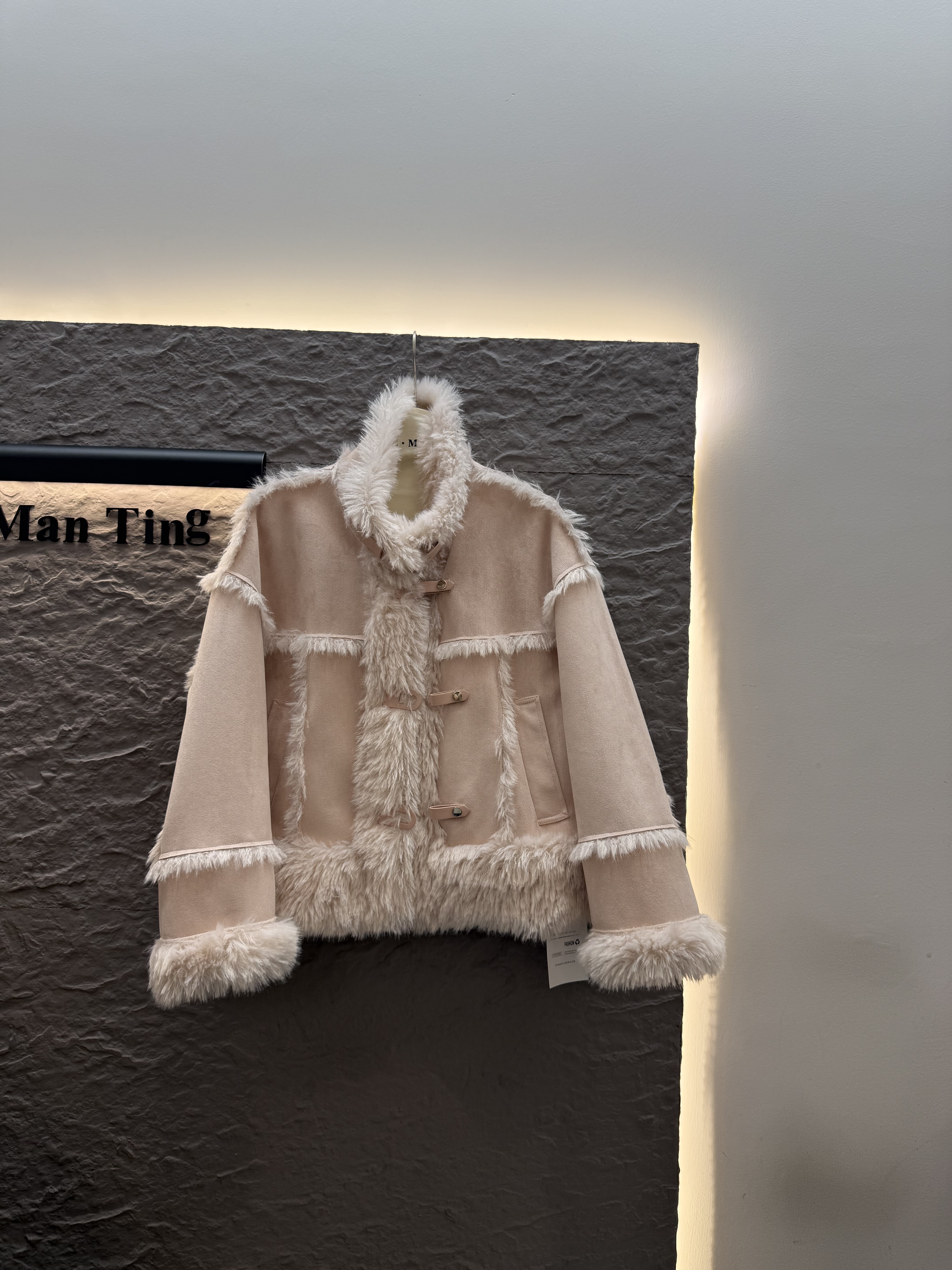 7370冬季新款韩版气质百搭显瘦皮毛一体上衣休闲加厚保暖毛毛外套