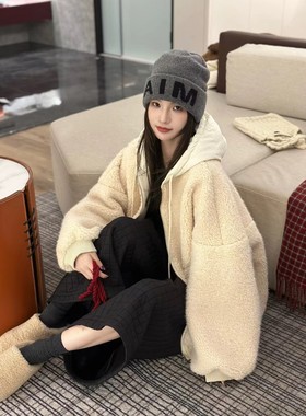 25199冬季新款韩版气质宽松大版显瘦皮毛一体休闲连帽羊羔毛外套