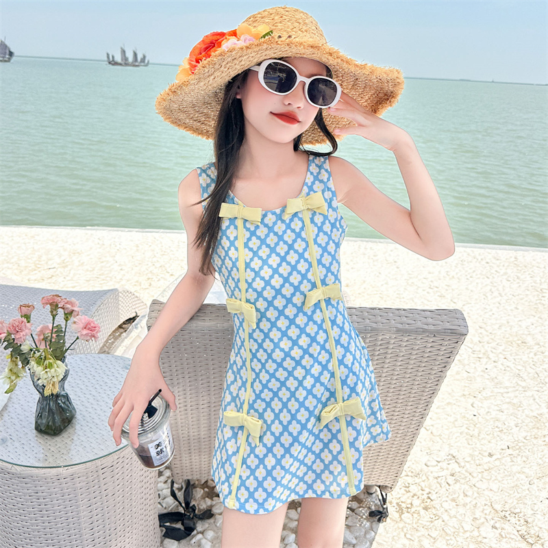 泳衣女童中大童带胸垫2025新款儿童度假沙滩泡温泉甜美风洋气泳装