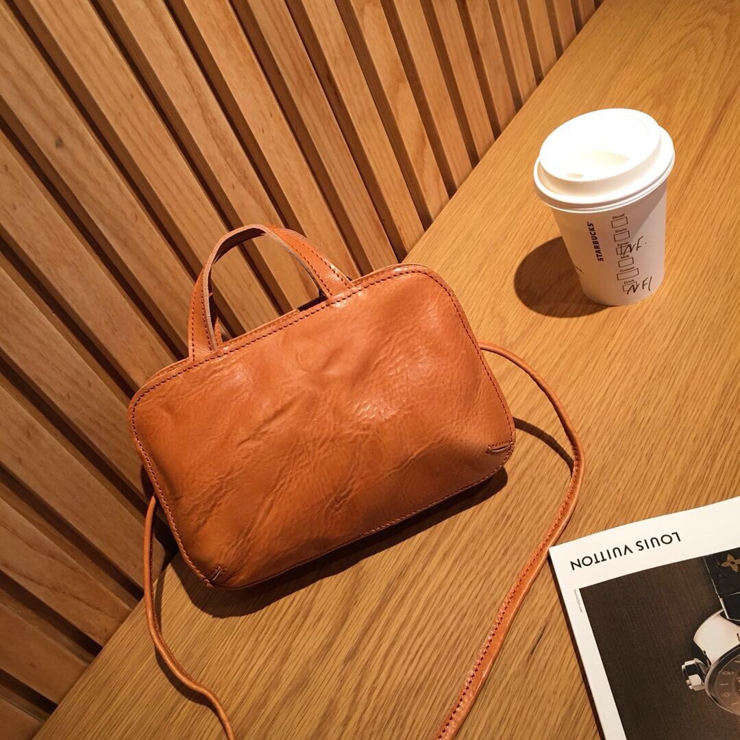 2020新款手工ins單肩斜跨手提女款士真植鞣牛皮複古迷妳貝殼包在類目 箱包皮具/熱銷女包/男包, 女士包袋中 - 來自Buy2taobao.com提供專業的淘寶代購服務