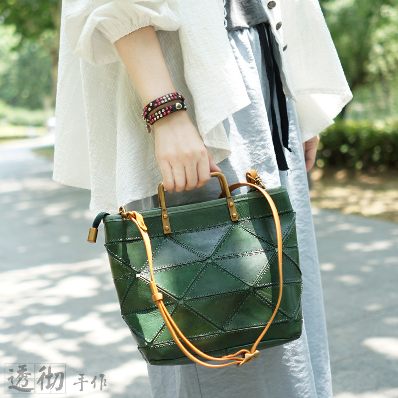 manual One shoulder Hatchback Female models lady genuine leather Vegetable tanned cowhide puzzle Jigsaw puzzle Retro Do the old Handbagin the Leather/Lady bags/Men's bag, Ms. bags  category - from Buy2taobao.com to provide professional Taobao agent buy service
