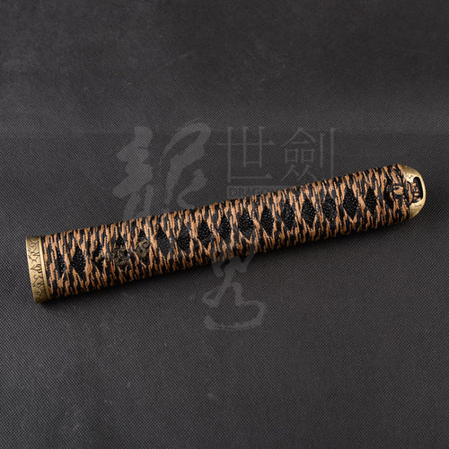 手柄长26cm 可根据自己的喜爱来定制 传统DIY手工艺制作 款式多样可多选 适用于日本标准打刀 居合刀 本店可订做成品 如有需要成品的可与在线客服联系