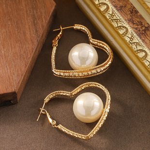 18K Gold Heart Earrings, Diamond Pearl Fairy Chic Studs