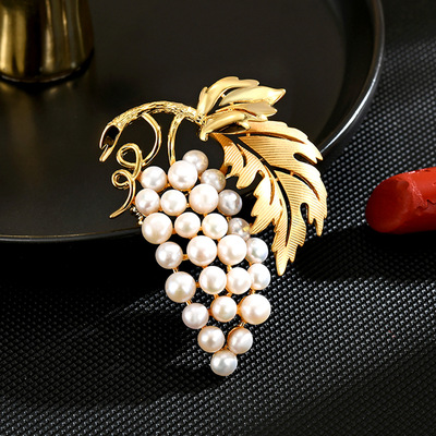 欧洲中古淡水珍珠胸针葡萄胸花