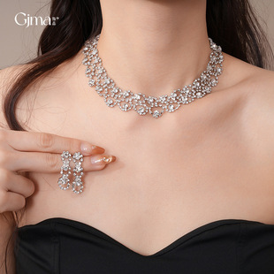 Hollow Diamond Necklace Royal Stud Set Earrings Jewelry