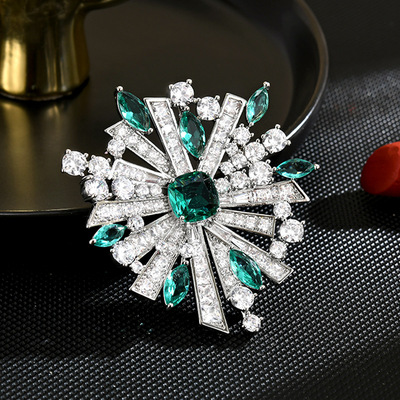 奢华高级感镶钻太阳花胸针胸花