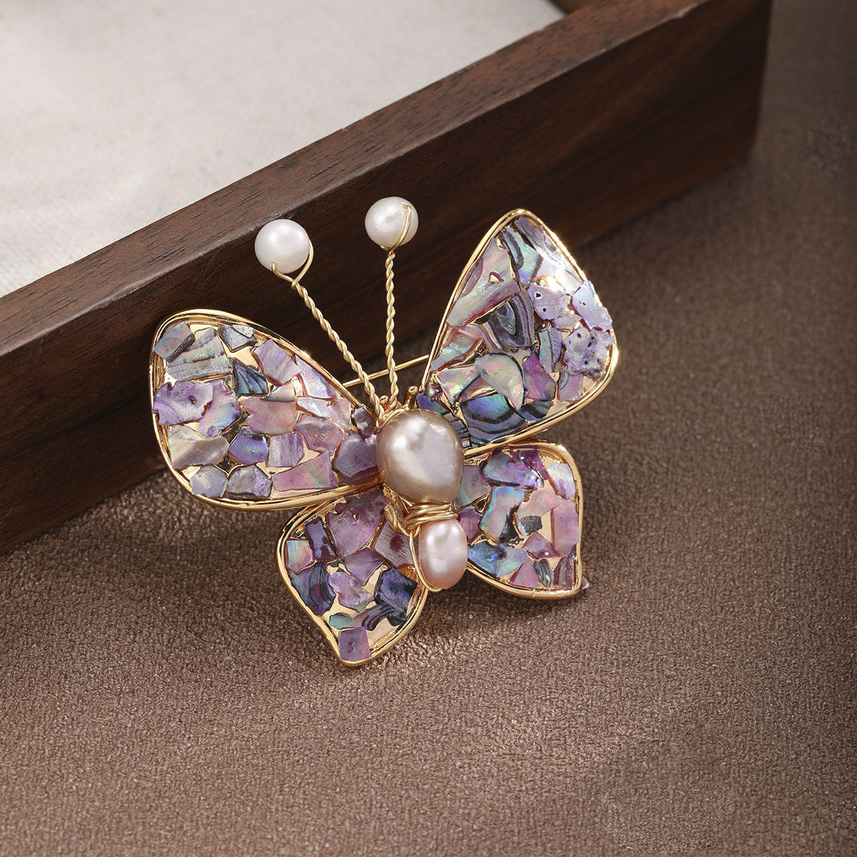 Butterfly Brooch, Pearl Shell Minimalist Chic Lapel Pin