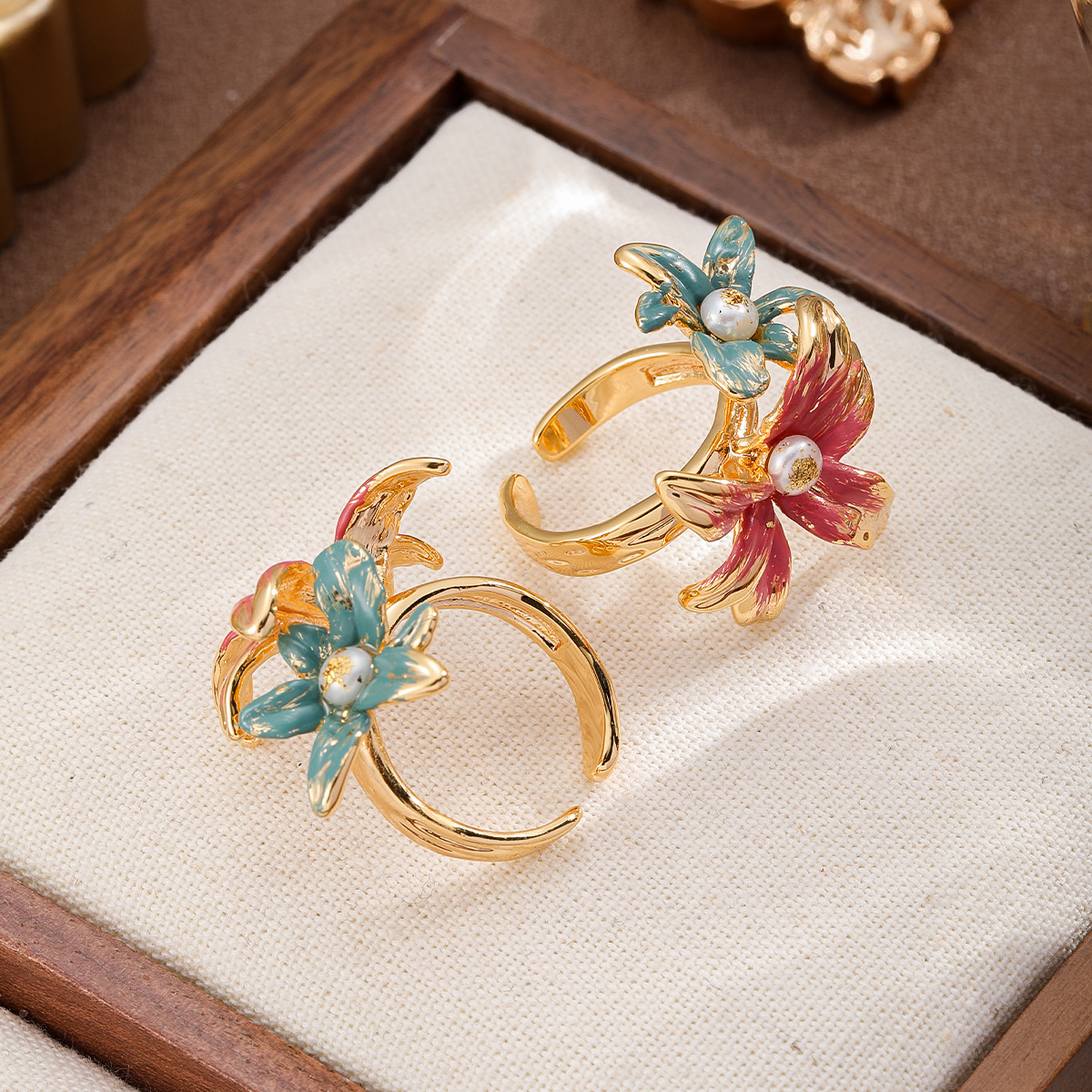 Vintage Gradient Red Blue Flower Ring, Artistic Jewelry