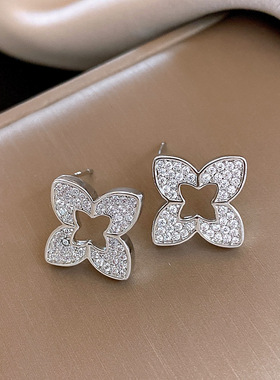 18K Gold Hollow Studs, Zircon Floral Luxury Earrings