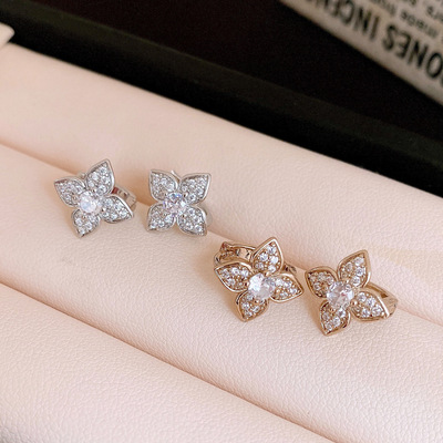 韩系时尚花朵锆石耳扣