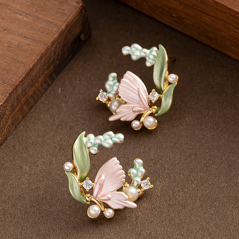 甜美气质仙女滴油烤漆镶珍珠耳钉