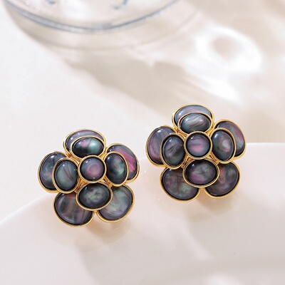 甜美精致田园风立体山茶花耳钉