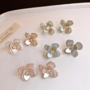 Gold-Plated Crystal Flower Stud Earrings, Chic Silver Post