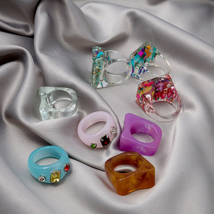 韩国设计感小众复古糖果色树脂戒指透明镶钻贝壳松石宽边女戒