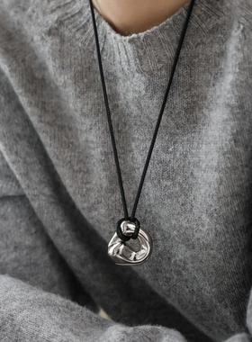 不掉色几何爱心黑绳可调节项链