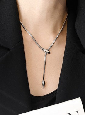 小众设计感蛇骨锆石项链