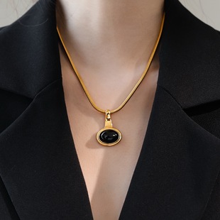 重工 时髦天然黑玛瑙吊坠粗蛇骨项链毛衣链金色高级轻奢小众