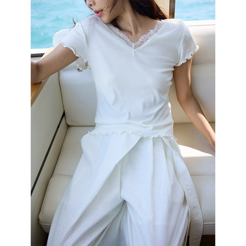 时AG夏日焕新 去班味 前后双V蕾丝木耳边拼接显瘦短袖T恤 40859