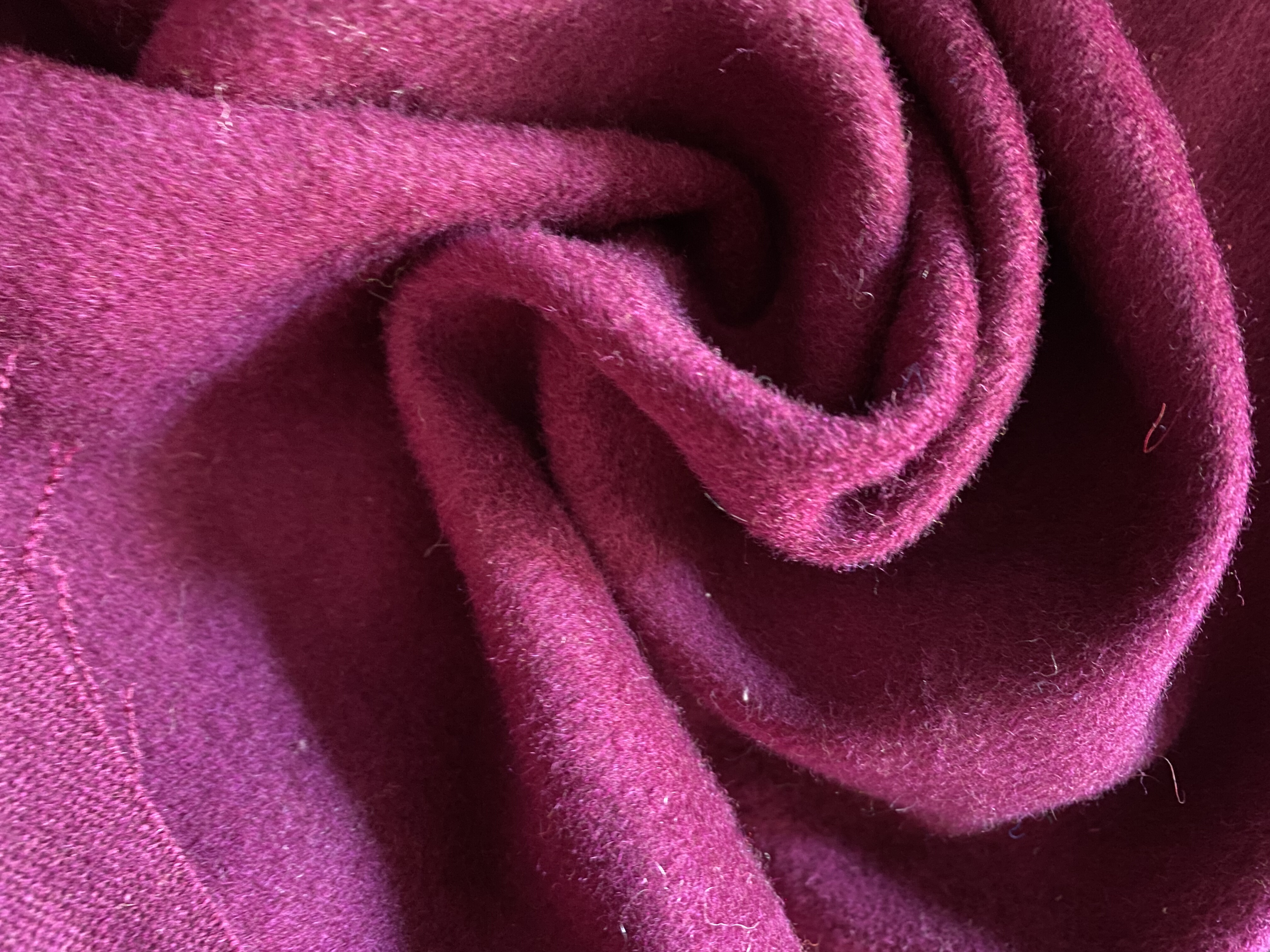 w112811日本高端定制进口双面羊绒设计师面料三米乘1.40