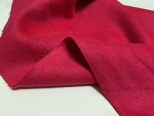 L103 双面可剥羊绒设计师布料1.30米乘0.50