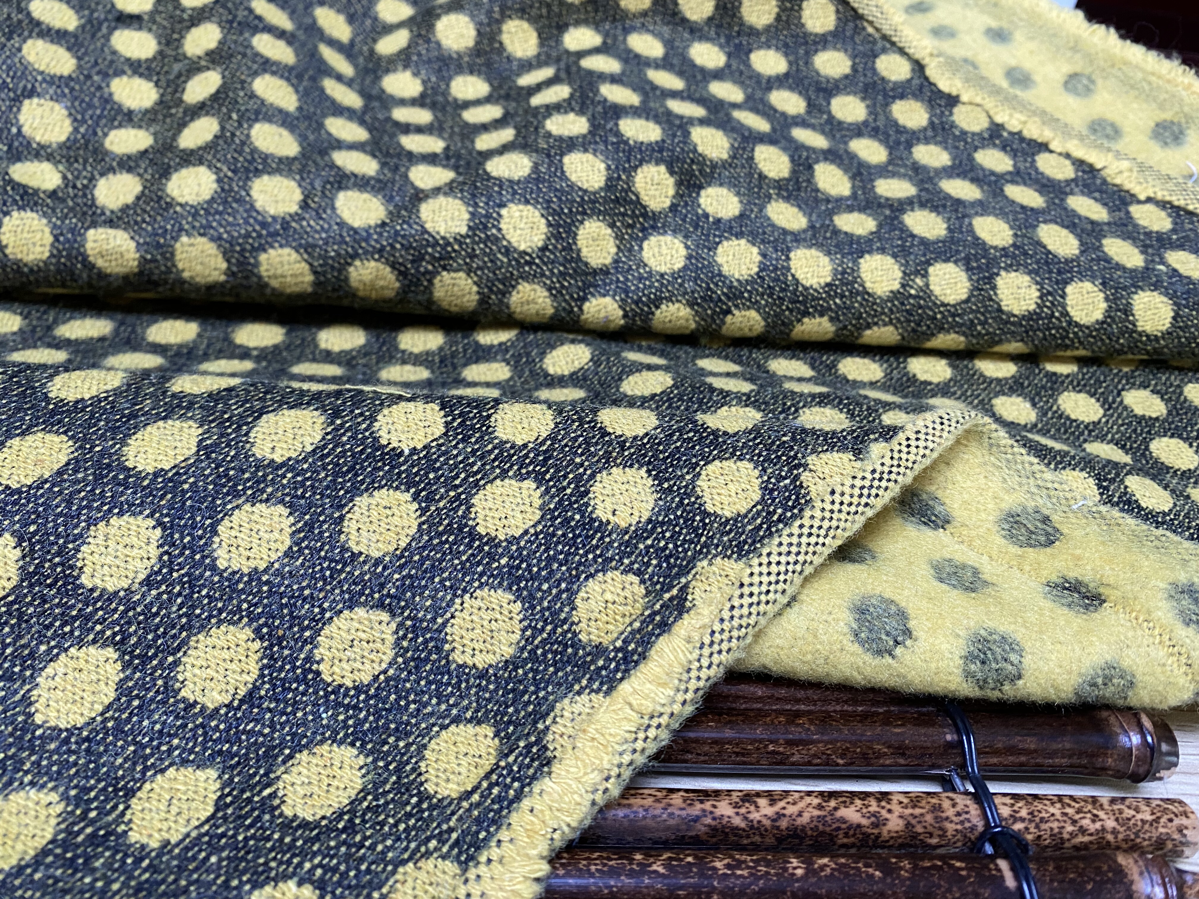 T1126 编织羊绒设计师布料1.5米×1.3米