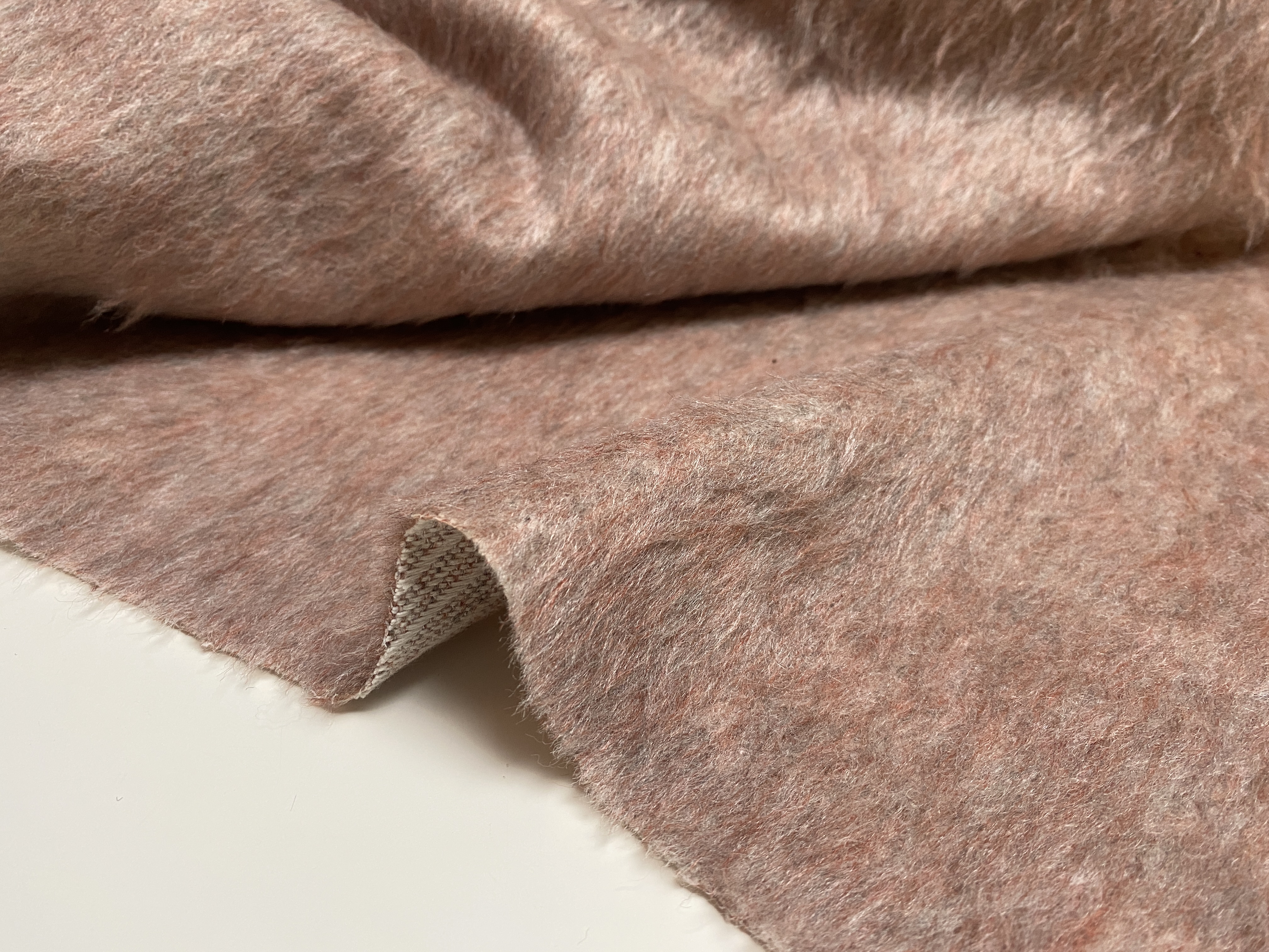 L1114 驼羊绒设计师布料三米乘1.40