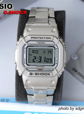 CASIO卡西欧G-SHOCK DW-5000D-8JF 不锈钢表带 金属旋盖 全新结束