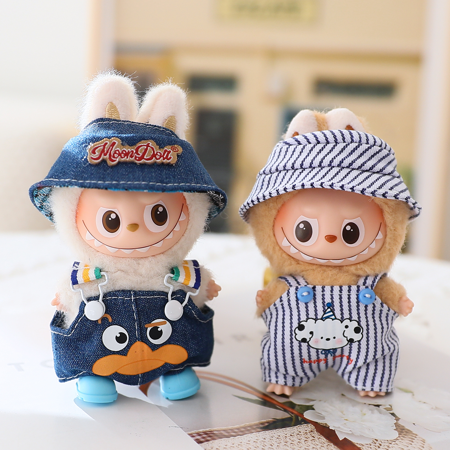 迷你拉布布四代4.0娃衣创意渔夫帽子背带裤衣服Labubu公仔衣服鞋