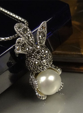 俏皮风纯银镶嵌吊坠