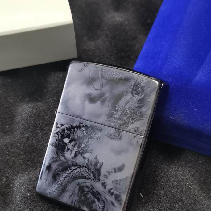 芝宝打火机正版原装ZIPPO日版珍藏2013年原版黑冰镀钛龙虎斗男士