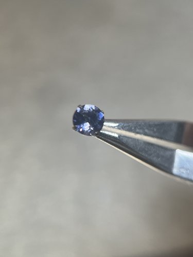 F136钛合金内螺旋天然堇青石 5毫米0.9牙口耳骨钉