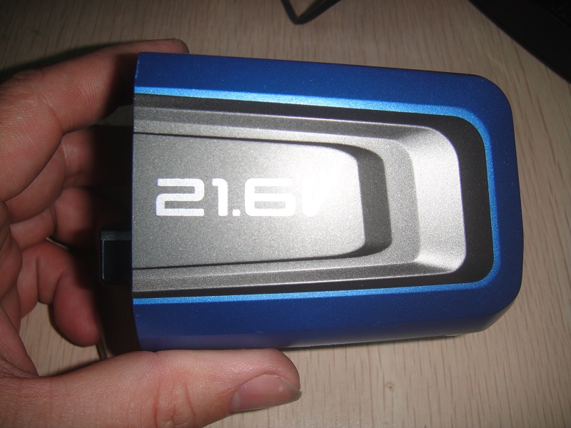 适用 美的无线吸尘器P73 P75 VH1701 VH1702 MB2420B 21.6V锂电池