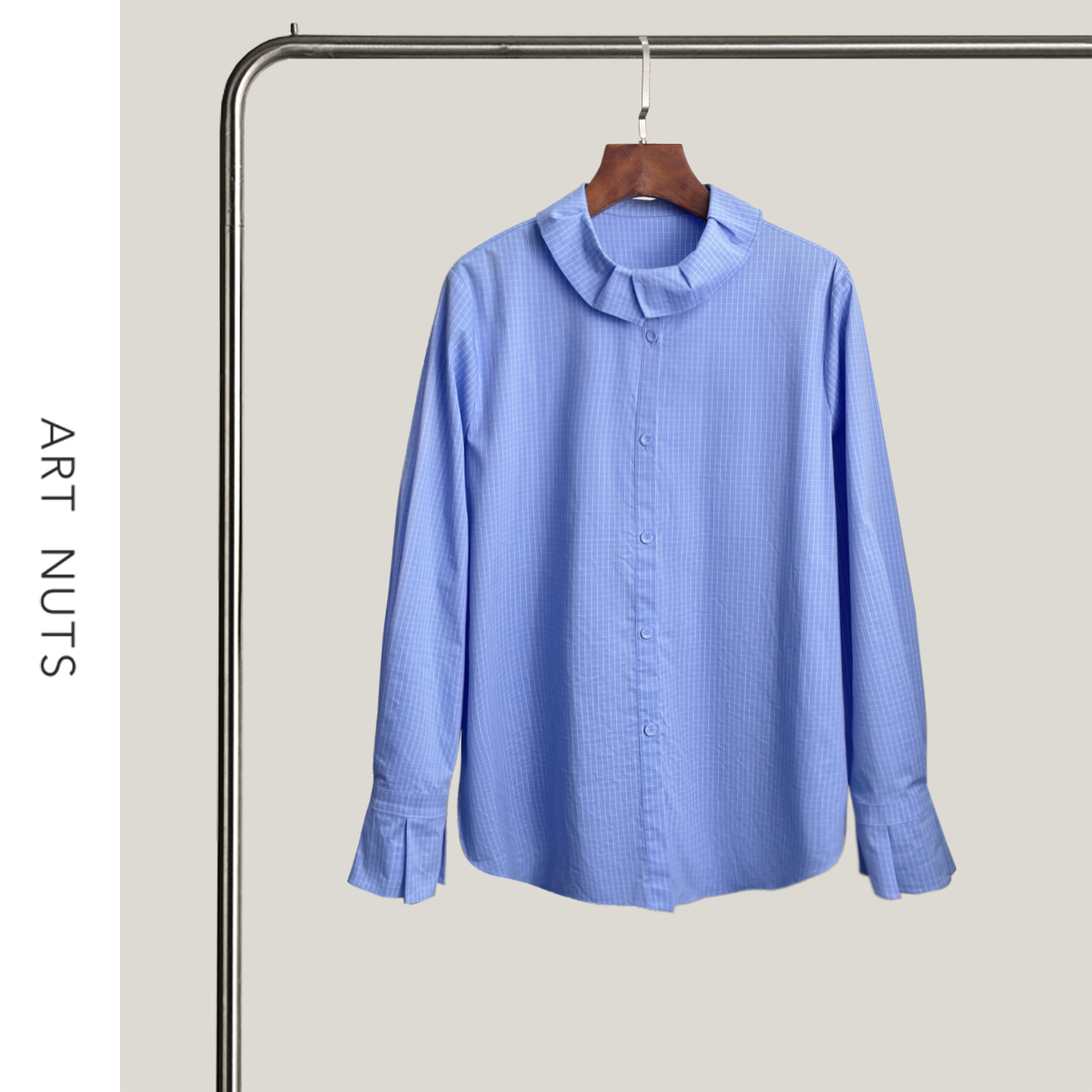 悦迷Art Nuts 简约的线条 秋季娃娃立领舒适显瘦法式通勤衬衫