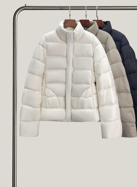 悦迷Art Nuts 简约的线条  秋冬新款立领收腰廓形设计感羽绒外套