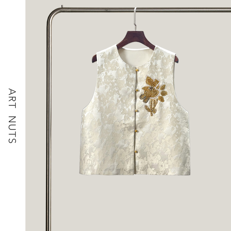 悦迷 ArtNuts 美人如画动静皆宜 高定杏色提花手工钉珠中式马甲