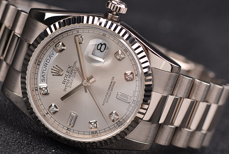 已售出【98新】劳力士DD星期日历型全白金银色面自动男表118239盒证齐